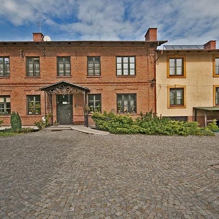 Hotel Restauracja Pod Parowozem Ostrowiec Swietokrzyski Bagian luar foto