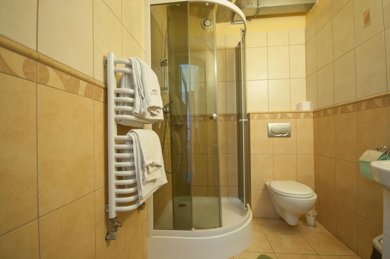Hotel Restauracja Pod Parowozem Ostrowiec Swietokrzyski Bagian luar foto